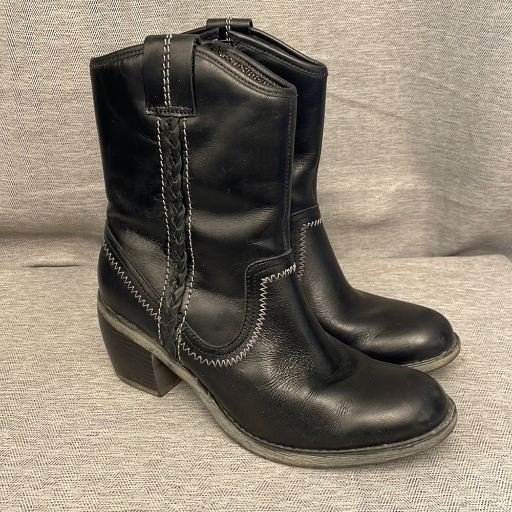 Hush Puppies Rustique Western Waterproof Leather Upper Boots Women's 6M